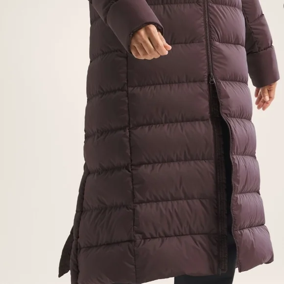 NWT Arc'teryx Women's X-Long Down Puffer Parka Jacket Deep Brown-ish Plum Large - Picture 5 of 7